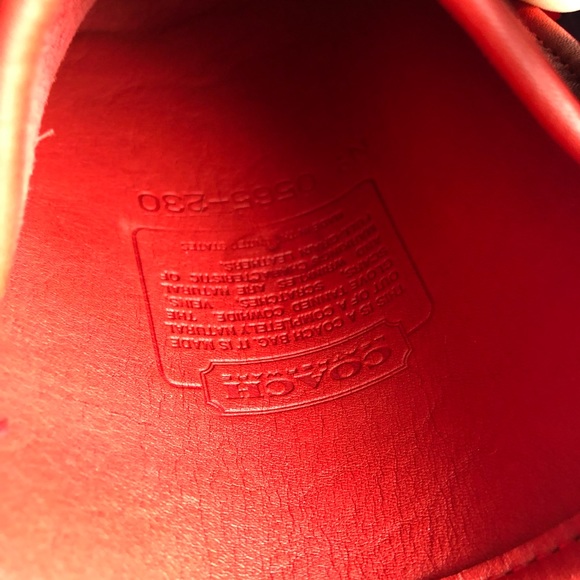 Red Vintage Coach bag - Picture 5 of 6